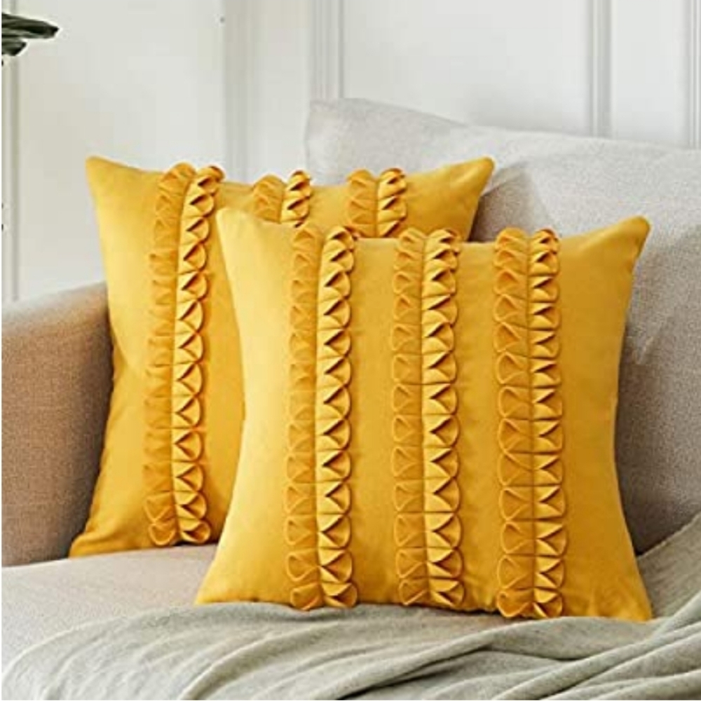 🆕️ Luxury Wool Blend Solid Pillow Covers
18x18